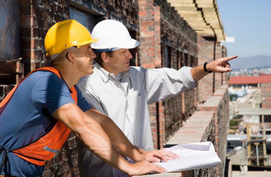 construction experts talking